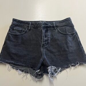 PacSun Los Angeles black Jean cutoffs size 29 in good condition